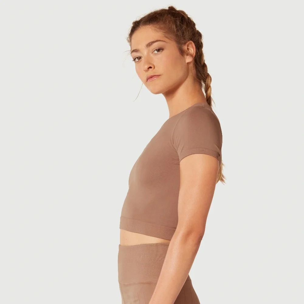 Nux Our Favorite Crop Tee Dune - Picture 2 of 3